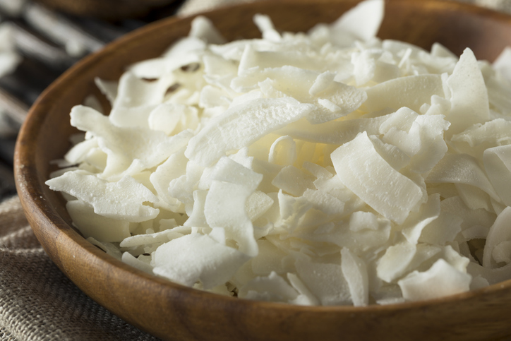 Keto Snack: Coconut Chips