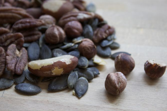 Why I Soak My Nuts – Health Benefits and How To