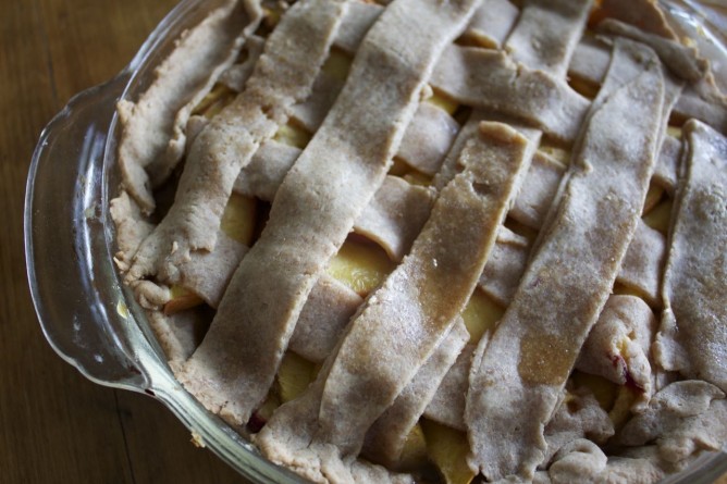 Gluten Free Vegan Pie Crust (With Fruit Filling)