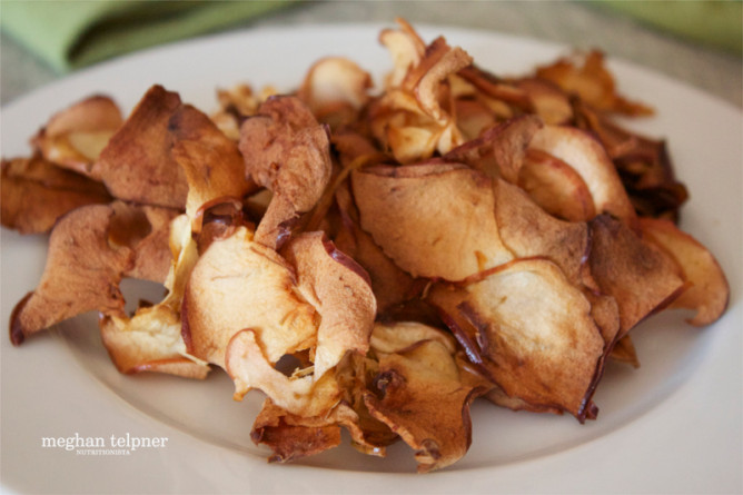 baked-apple-chips-recipe
