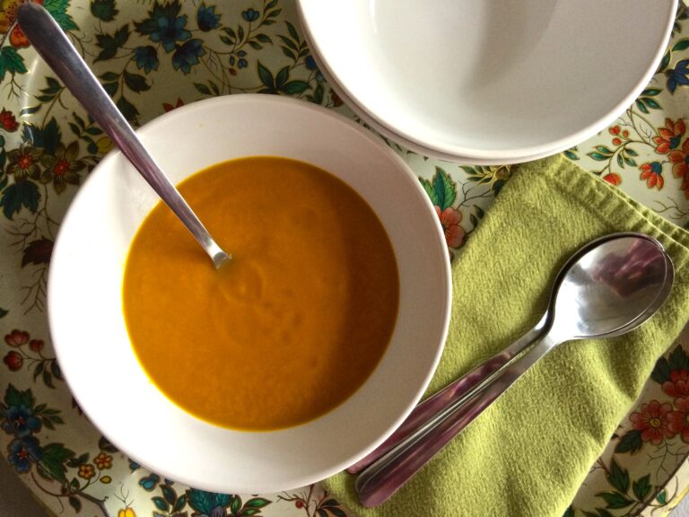 Roasted Carrot Soup To Come Home To
