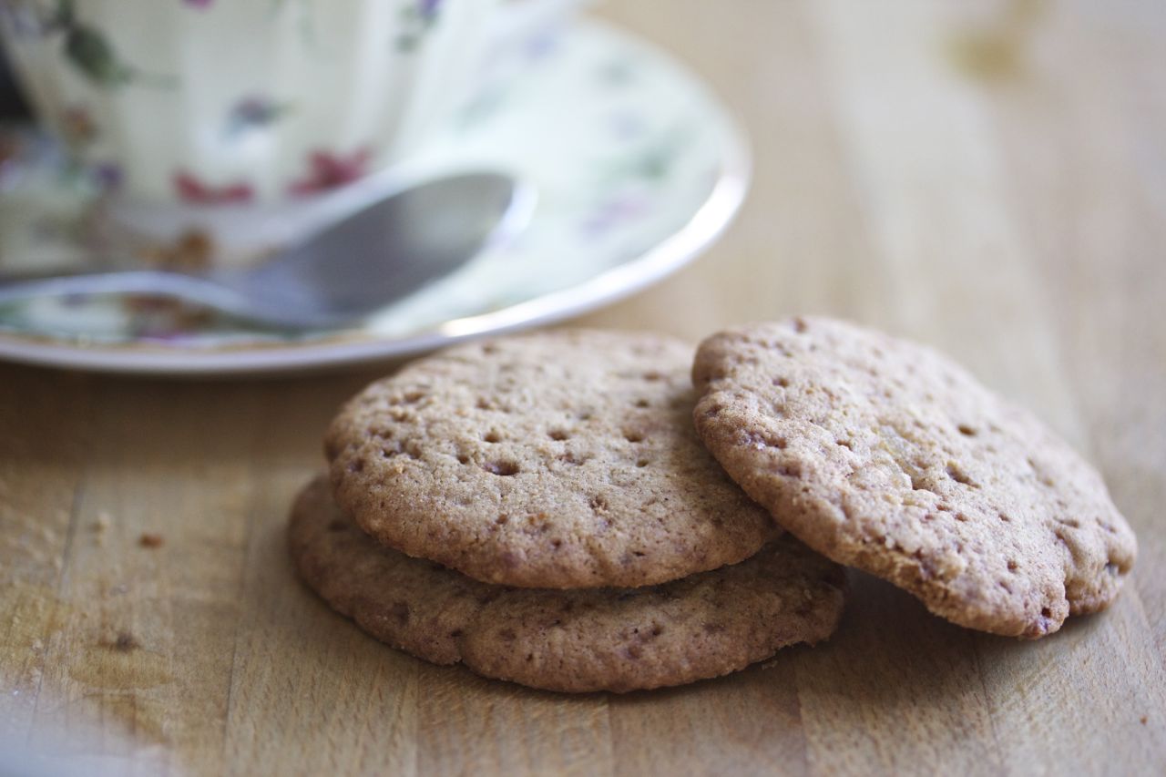 Crispy Gluten-Free Ginger Cookies