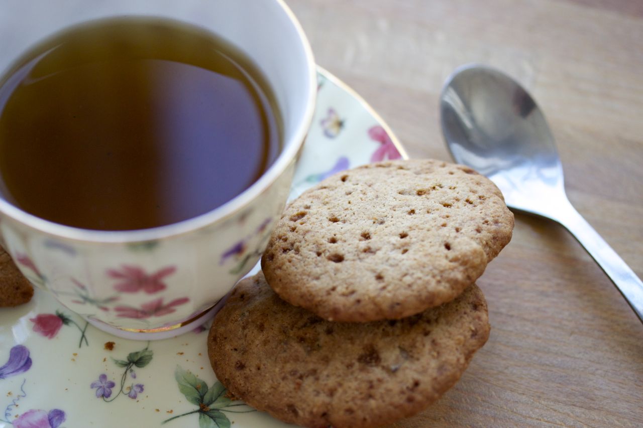 Crispy Gluten-Free Ginger Cookies