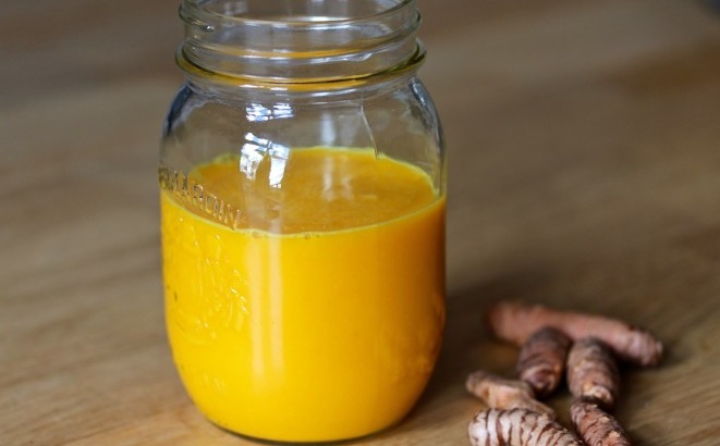 Ways to Use Turmeric - Turmeric Tonic