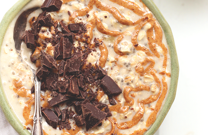 Chocolate Almond Butter Overnight Oats