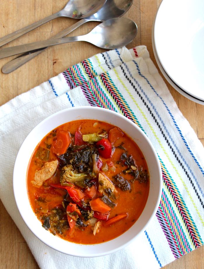 Thai red curry with vegetables and chicken