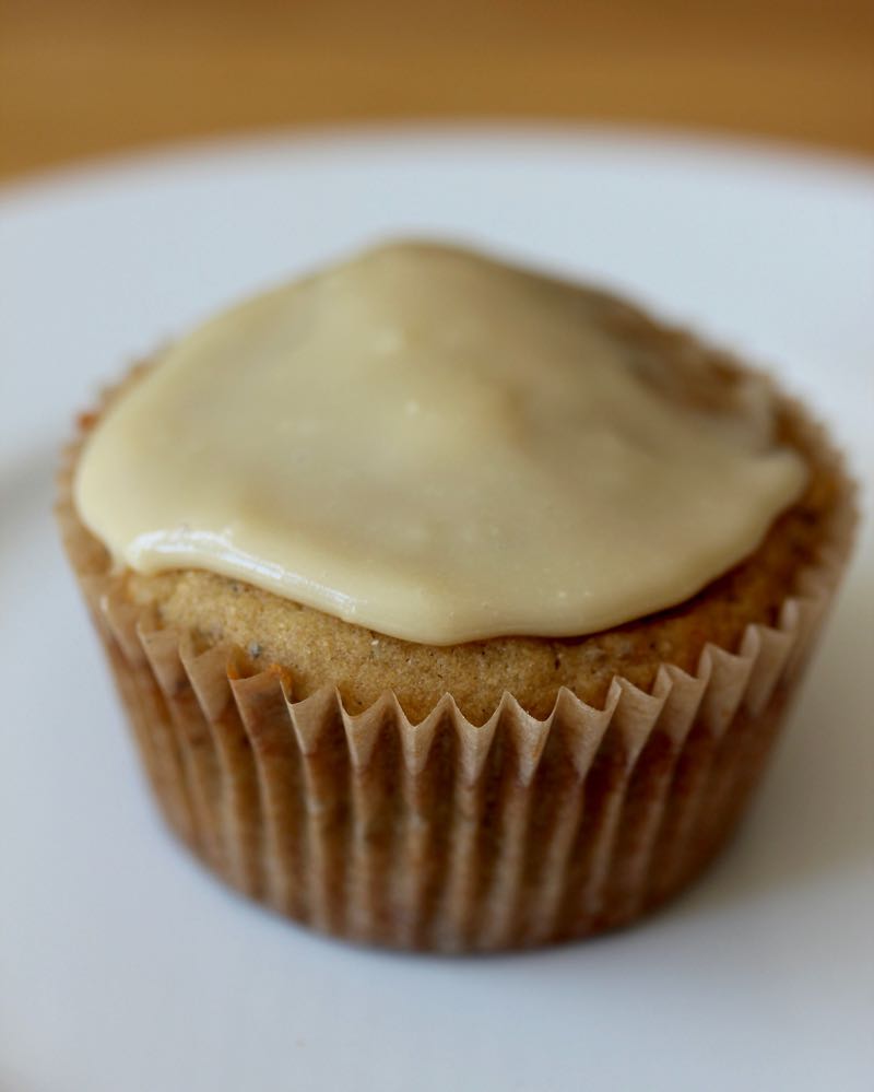 dairy-free lemon cream frosting for lemon poppyseed muffins