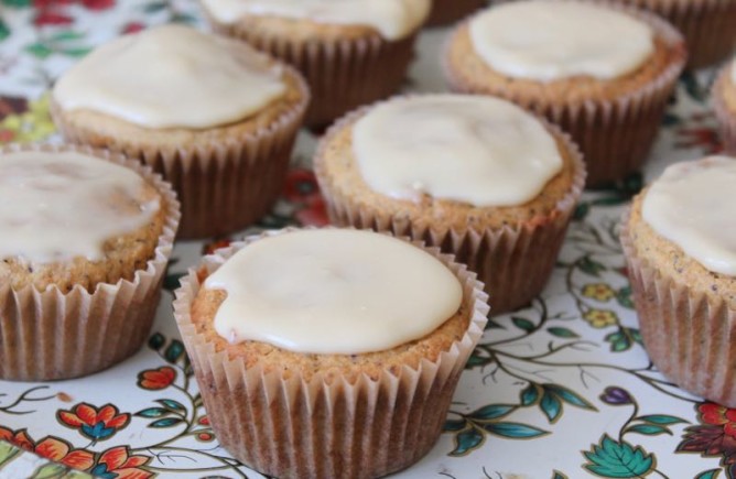 lemon poppyseed muffin icing - Healthy Halloween Treats 