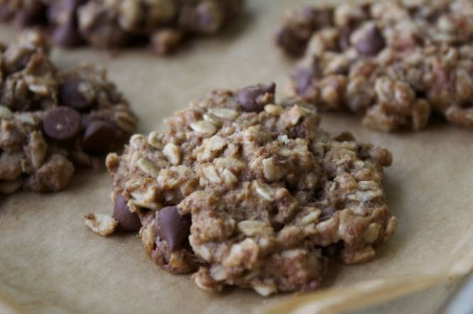 Oatmeal Chocolate Chip Cookies - Healthy Halloween Treats