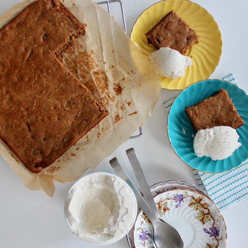 Fig Cake and Ice Cream Recipe - Sticky Fig Pudding