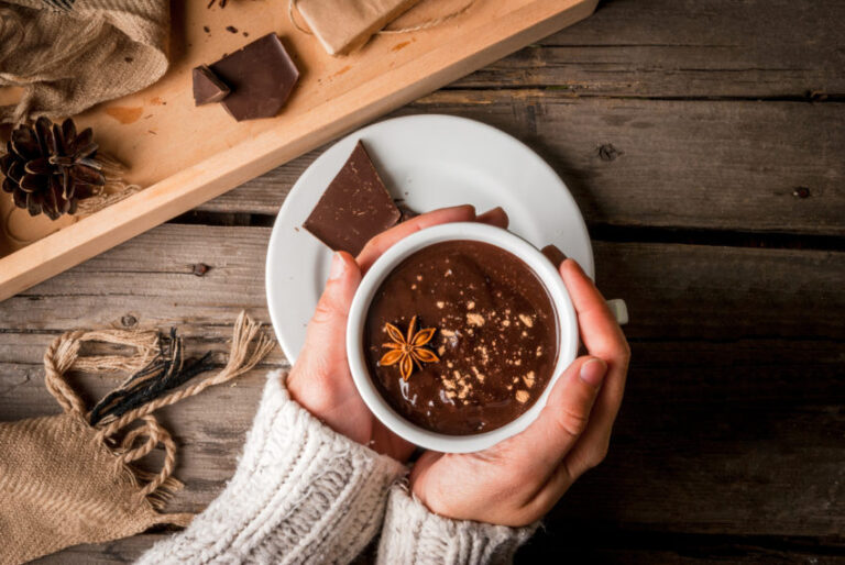 5 Favourite Dairy-Free Hot Chocolate Combinations