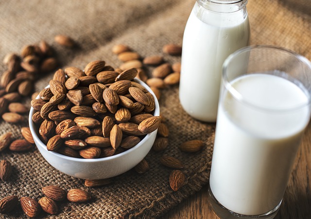 Dairy-Free Swaps: Nut and Seed Milk