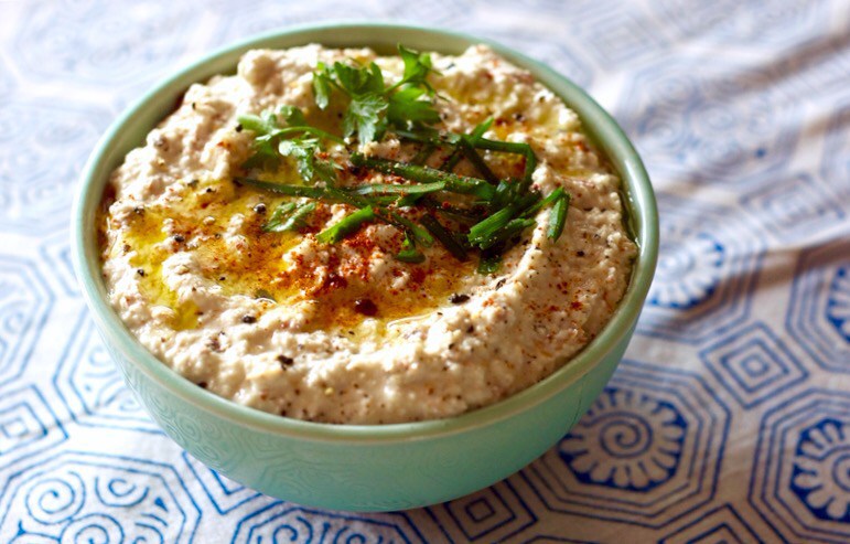 Almond pulp hummus - uses for almond pulp