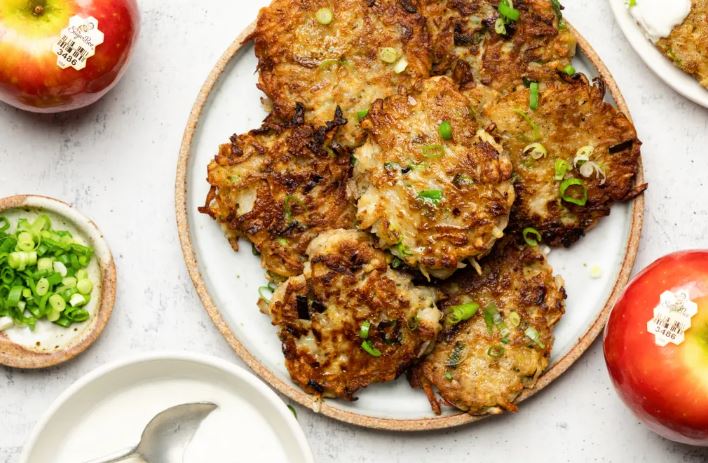 Potato and apple latkes