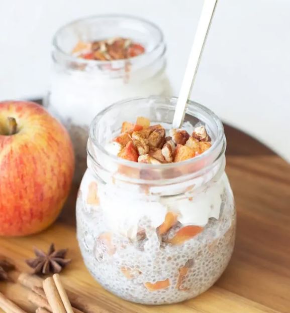 Apple recipes - chia pudding