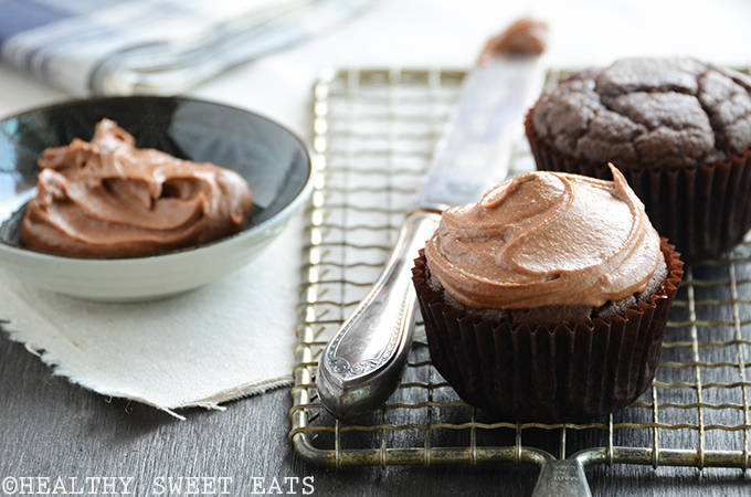 Fluffy-Tahini-Chocolate Healthy-Frosting