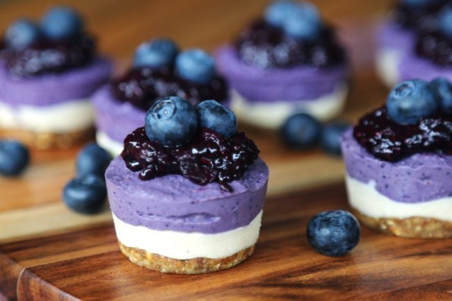 Blueberry no-bake treats