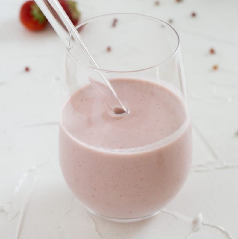 Strawberry Dairy-Free smoothie