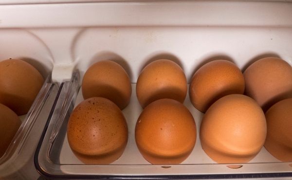 how to store eggs