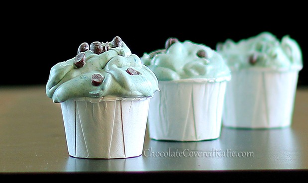 mint-chocolate-chip-healthy-frosting-shots