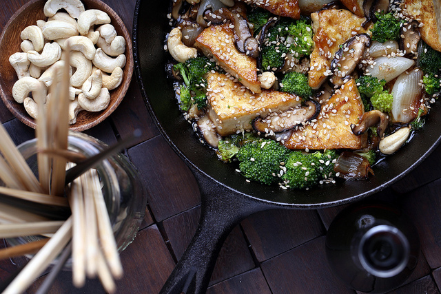 Top Vegan Blogs - Sticky Cashew Stir-Fry