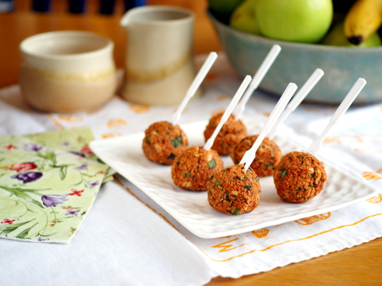 quinoa pizza balls - bite-sized snacks